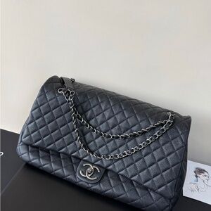 Classic Black Quilted Shoulder Bag airline flap style
